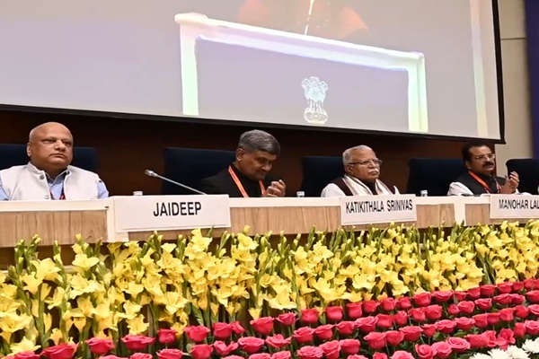 Union Minister Manohar Lal Urges Young Civil Servants to Innovate for Smarter Urban Transport