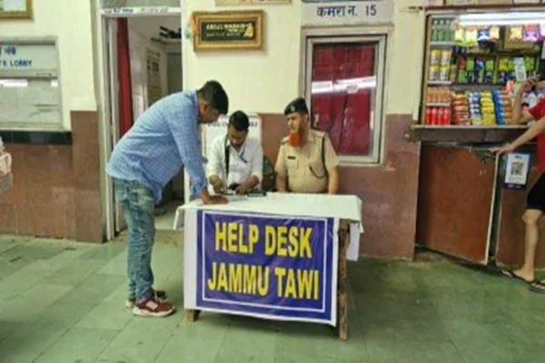 Railways run spl train from Katra to New Delhi tonight to evacuate stranded passengers 