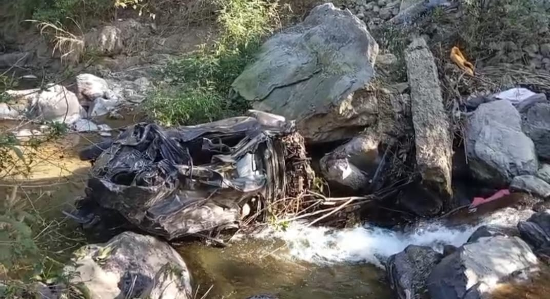 टिहरी में एक सड़क दुर्घटना में तीन लोगों की मृत्यु