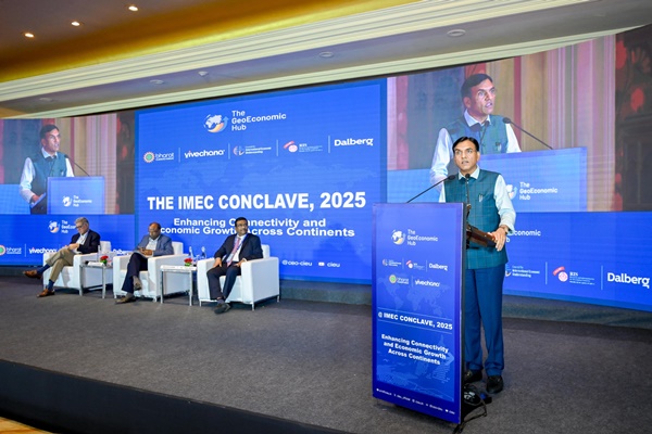Mansukh Mandaviya Calls for Global Skill Training Platform at IMEC Conclave 2025