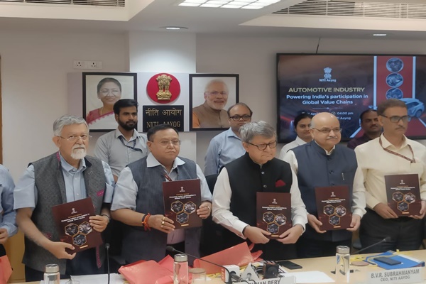 NITI Aayog Releases Report on Automotive Sector’s Global Competitiveness