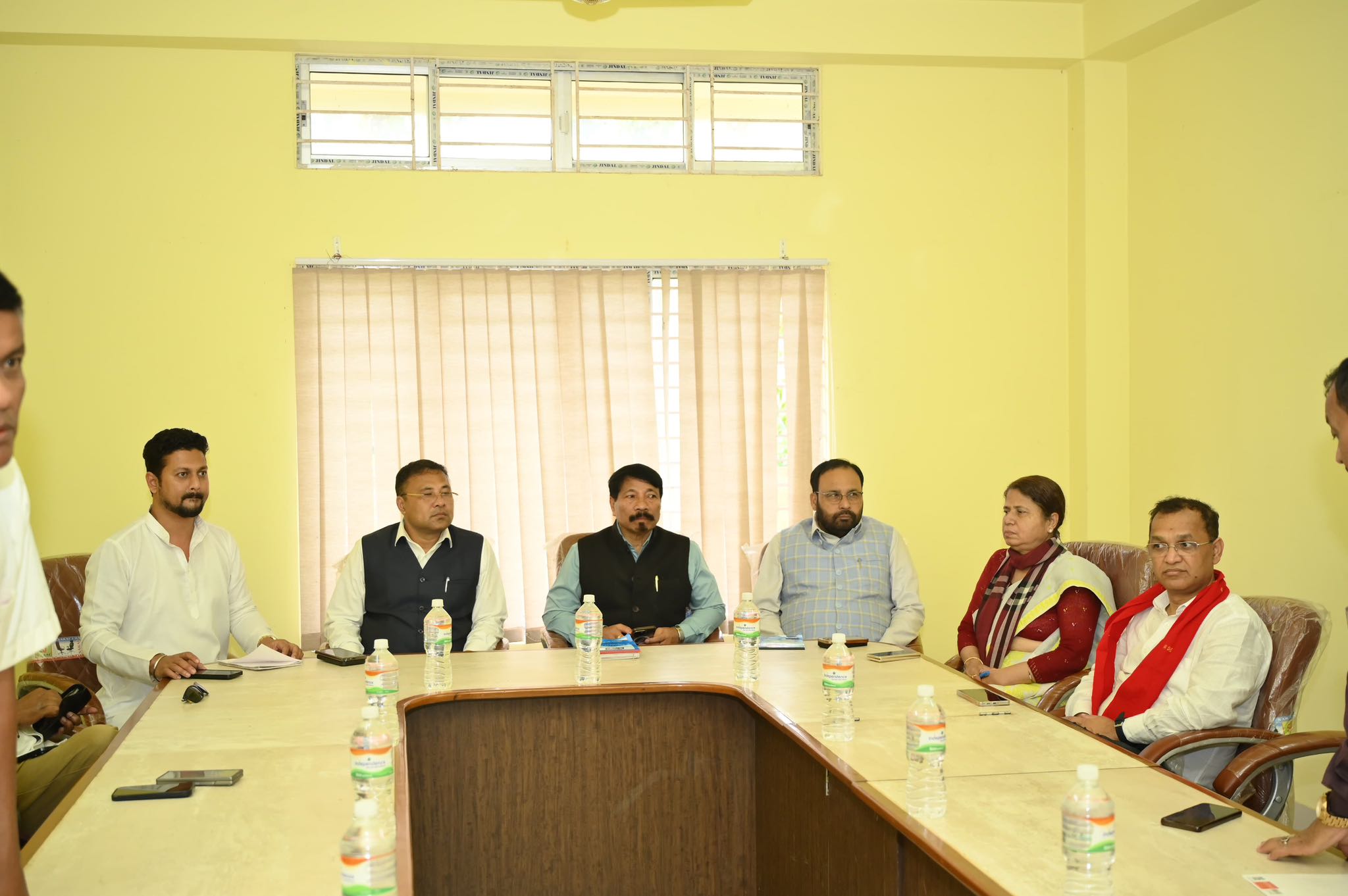 পঞ্চায়ত নিৰ্বাচনত বুজাবুজিৰে প্রতিদ্বন্দ্বিতাত অৱতীৰ্ণ হোৱাৰ সিদ্ধান্ত গ্রহণ বিজেপি আৰু অগপ দলৰ