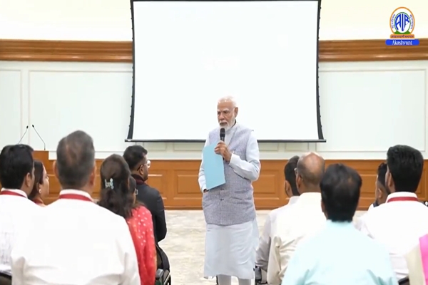 મુદ્રા યોજનાએ અસંખ્ય લોકોને ઉદ્યોગસાહસિકતા કૌશલ્ય દર્શાવવાની તક આપી : પ્રધાનમંત્રી મોદી