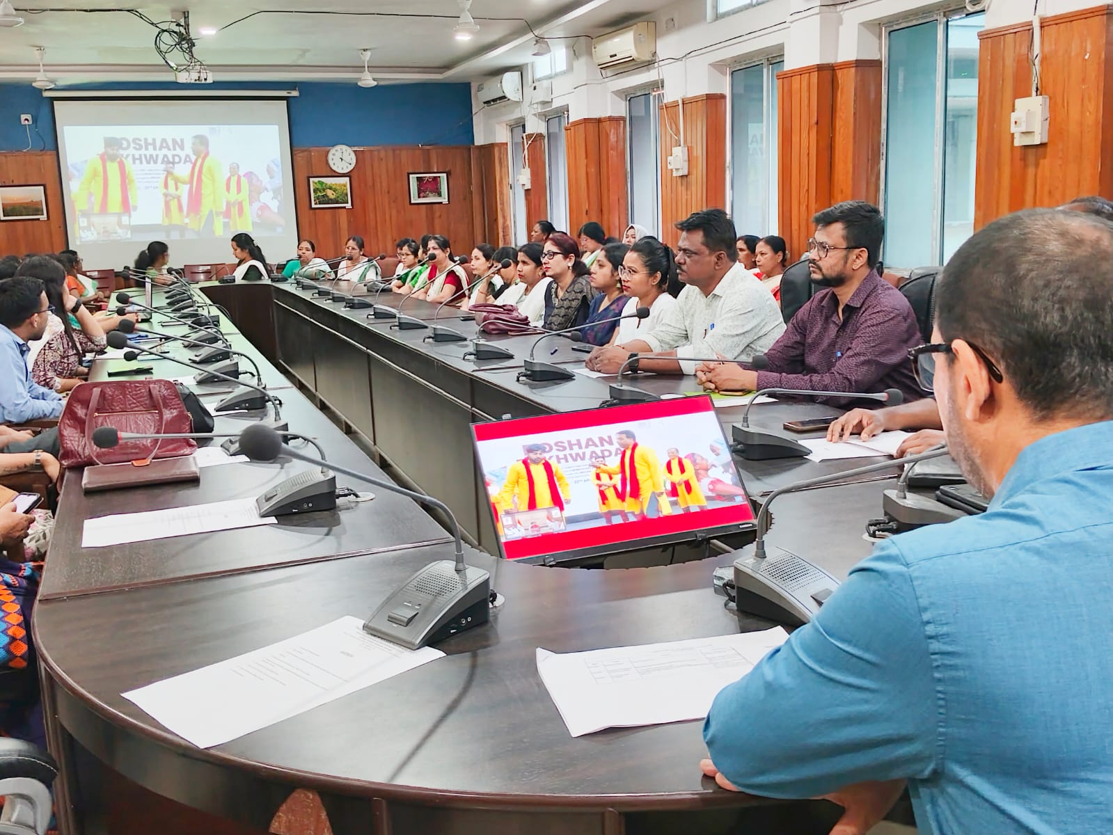 ৰাজ্যত পোষণ পষেক আৰম্ভ; কামৰূপত জিলা আয়ুক্ত দেৱ কুমাৰ মিশ্ৰই শুভাৰম্ভ কৰে পোষণ পষেক