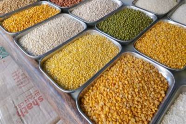 Govt. committed to purchase 100 % of production of Tur, Urad at MSP