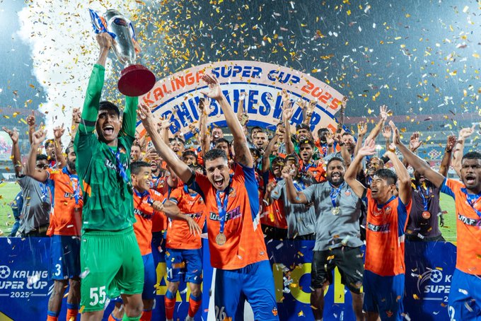 ফুটবলে FC গোয়া, কলিঙ্গ সুপার কাপ ফুটবলে চ্যাম্পিয়ন হয়েছে।