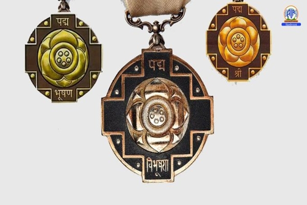 ગૃહ મંત્રાલયે પદ્મ પુરસ્કારો 2026 માટે 31 જુલાઈ સુધી નામાંકન મંગાવ્યા