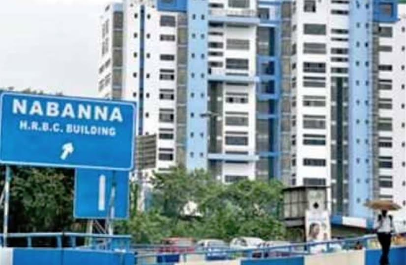 সরাসরি মুখ্যমন্ত্রী পোর্টালে স্বাস্থ্য পরিষেবা সংক্রান্ত বিষয় নিয়ে রাজ্যের বিভিন্ন প্রান্ত থেকে অভিযোগ জমা পড়লেও তা সমাধানে দেরি হচ্ছে কেন, রাজ্য সরকার, স্বাস্থ্য আধিকারিকদের কাছে তা জানতে চেয়েছে।