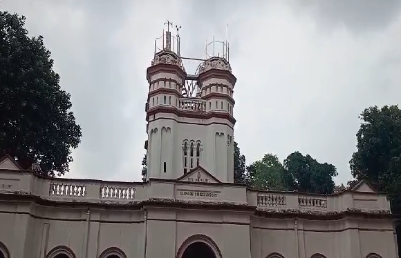 হিমালয় সন্নিহিত পশ্চিমবঙ্গে আগামী দু-তিন দিনের মধ্যে বর্ষা প্রবেশ করতে চলেছে।