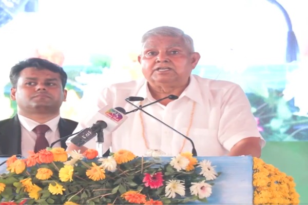 पूरा देश आतंकवाद के खिलाफ एकजुट है और सशस्त्र बलों के पराक्रम पर गर्व महसूस कर रहा है- उपराष्‍ट्रपति जगदीप धनखड़
