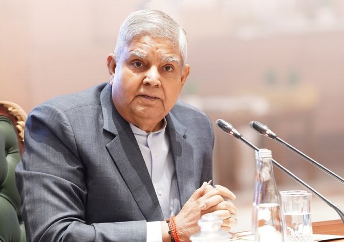 نائب صدر جمہوریہ جگدیپ دھنکھڑ نے کہا ہے کہ ترقی یافتہ بھارت کا راستہ کسانوں کے کھیتوں سے ہو کر گزرتا ہے۔
