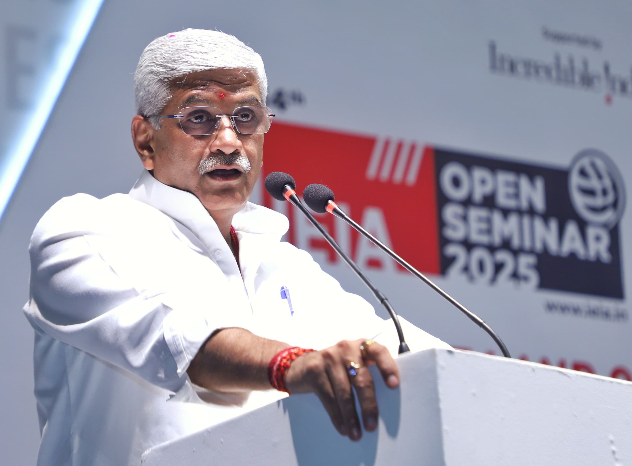 संस्कृति मंत्री गजेंद्र सिंह शेखावत ने नई दिल्ली में भारत : घातीय वृद्धि की भूमि पर 14वें ओपन सेमिनार का उद्घाटन किया