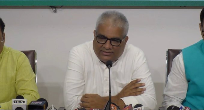 भूपेंद्र यादव ने कांग्रेस पर वक्फ संशोधन अधिनियम के मुद्दे पर वोट बैंक की राजनीति करने का आरोप लगाया
