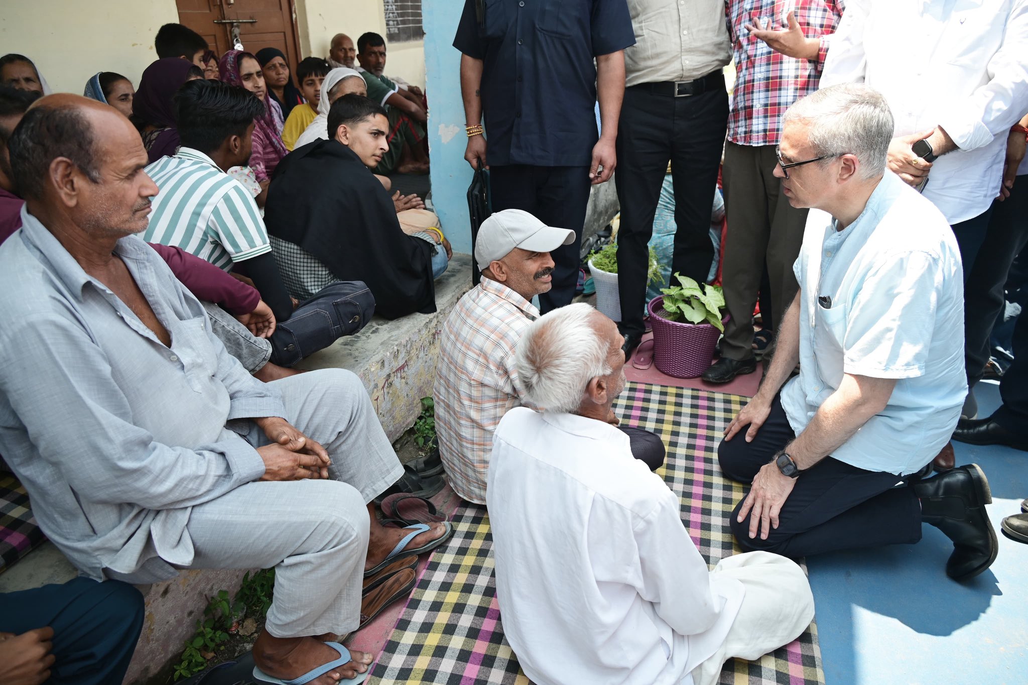 जम्मू-कश्मीरः मुख्यमंत्री उमर अब्दुल्ला ने जम्मू का दौरा कर स्थिति का जायजा लिया