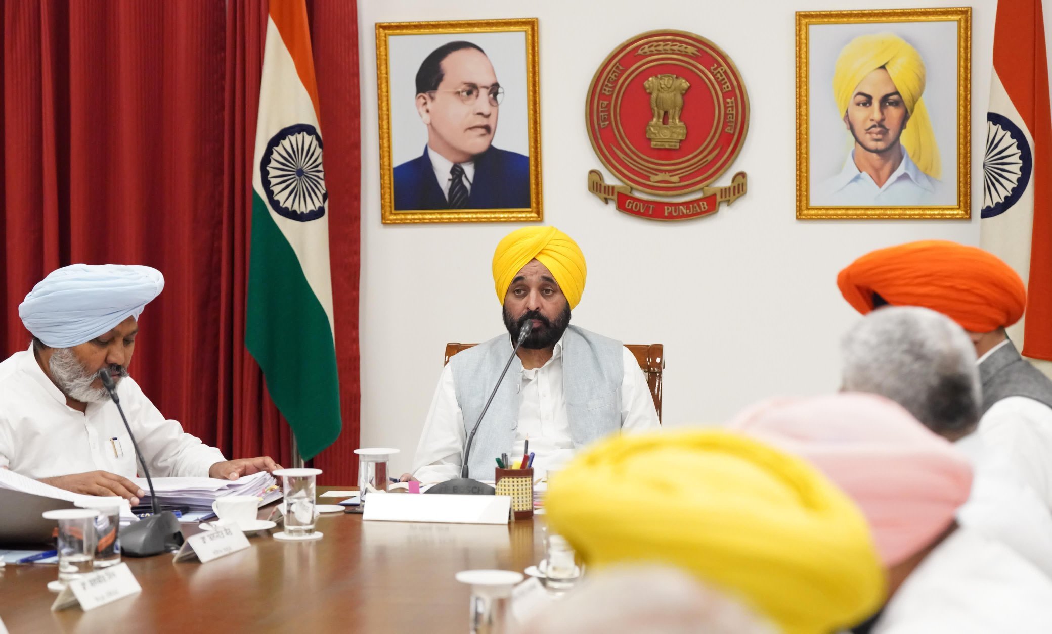 पंजाब सरकार ने आतंकवाद पर नज़र रखने के लिए नौ ड्रोन रोधी प्रणाली खरीदने का फ़ैसला किया