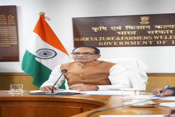 কেন্দ্ৰীয় চৰকাৰে দৰিদ্ৰতা মুক্ত গাঁও সুনিশ্চিত কৰাৰ বাবে কাম কৰি আছেঃ কেন্দ্ৰীয় কৃষি আৰু গ্ৰামোন্নয়ন মন্ত্ৰী শিৱৰাজ সিং চৌহান