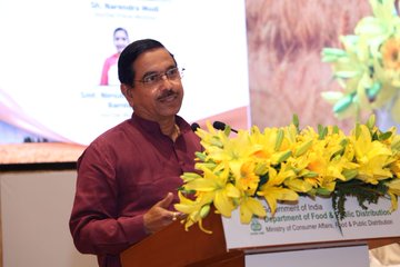 કેન્દ્રીય મંત્રી પ્રહલાદ જોષીએ આજે નવી દિલ્હીમાં ડિપોટ દર્પણ, અન્ન મિત્ર અને અન્ન સહાયતા ઍપ્સનો શુભારંભ કરાવ્યો.