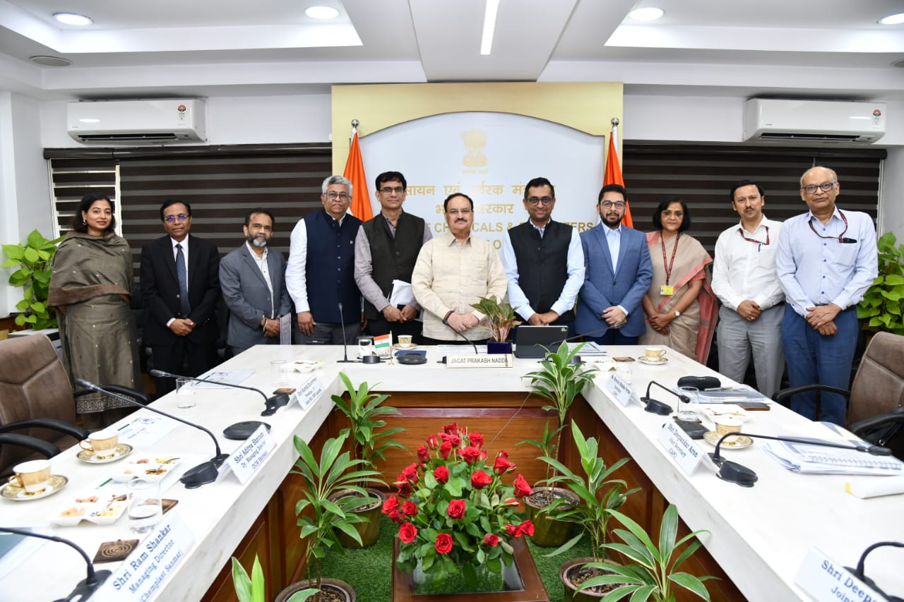 केन्‍द्रीय मंत्री जगत प्रकाश नड्डा ने इंडियन केमिकल काउंसिल के प्रतिनिधिमंडल के साथ बैठक की