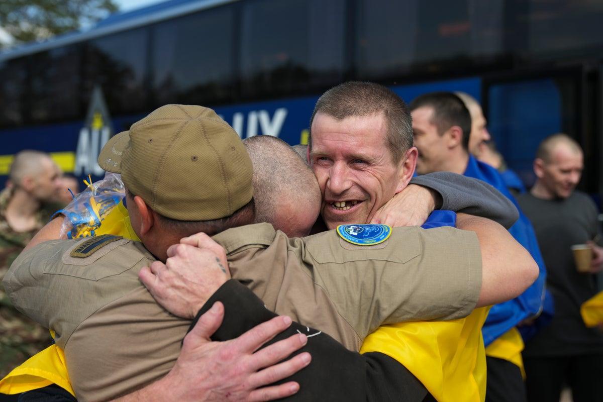 रूस और यूक्रेन ने 303 कैदियों की अदला-बदली की