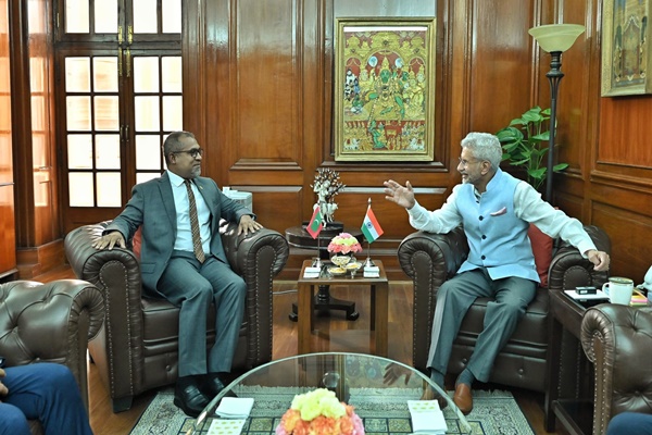 मालदीव के विदेश मंत्री अब्दुल्ला खलील ने पहलगाम आतंकी हमले की कड़ी निंदा की है