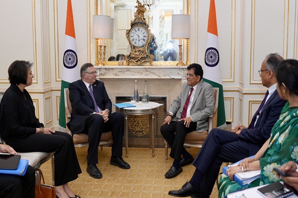 Union Minister Piyush Goyal Meets Global CEOs to Boost EV & Renewable Energy Investments
