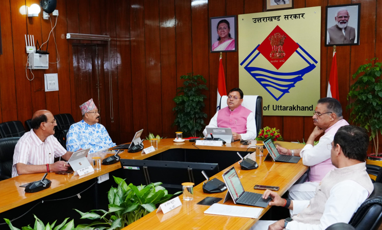 मुख्यमंत्री पुष्कर सिंह धामी की अध्यक्षता में हुई राज्य मंत्रिमंडल की बैठक, कई महत्वपूर्ण निर्णय लिए गए