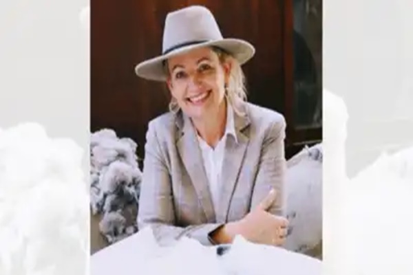 Australia: Sussan Ley becomes first female opposition leader .