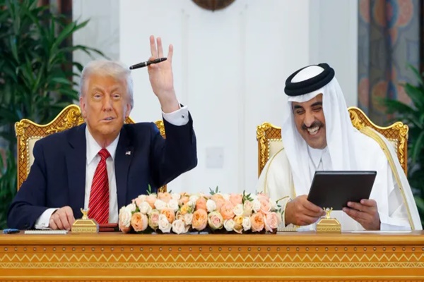 President Trump holds talks with Qatari Emir Sheikh Tamim bin Hamad Al Thani