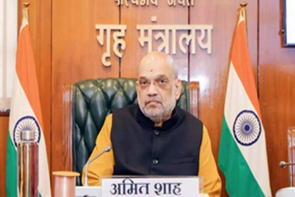 केंद्रीय गृहमंत्र्यांची जम्मू काश्मीरचे नायब राज्यपाल आणि मुख्यमंत्र्यांशी चर्चा