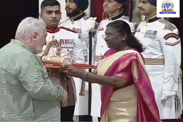 President Murmu confers Padma Awards to 69 eminent personalities at second Civil Investiture Ceremony