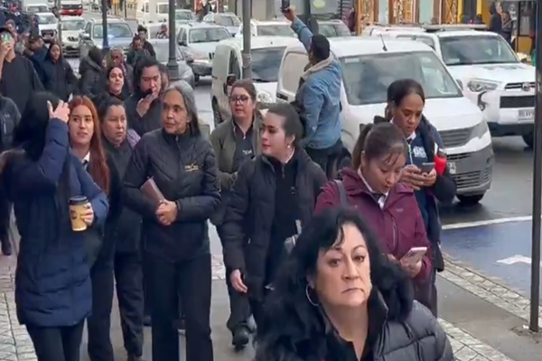 7.4 magnitude earthquake Hits Southern Chile, Tsunami Alert Issued