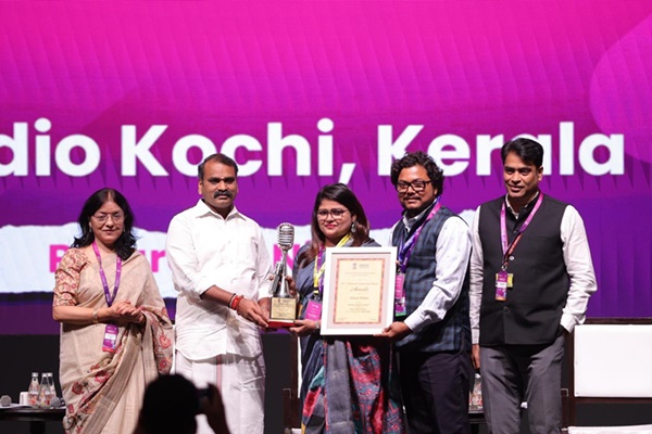 MoS Dr L. Murugan Honours 12 Stations at 10th National Community Radio Awards in Mumbai
