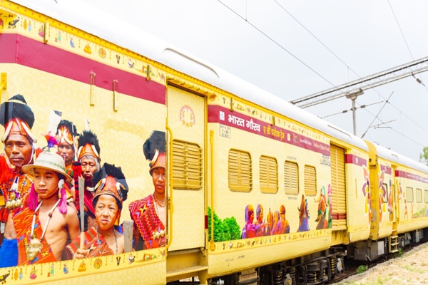 Bharat Gaurav Deluxe Train Launched for 17-Day Char Dham Yatra