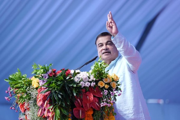 Union Minister Nitin Gadkari launches multiple road projects worth ₹3,900 cr in Telangana