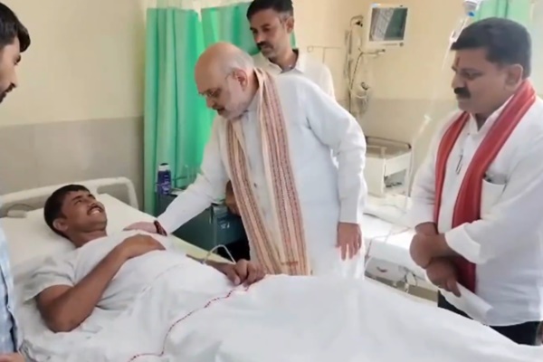 HM Amit Shah Visits AIIMS to Meet Injured Jawans from Anti-Naxal Operation