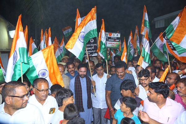 Grand Tiranga Yatra in Amberpet honors bravery of defence forces after successful Operation Sindoor