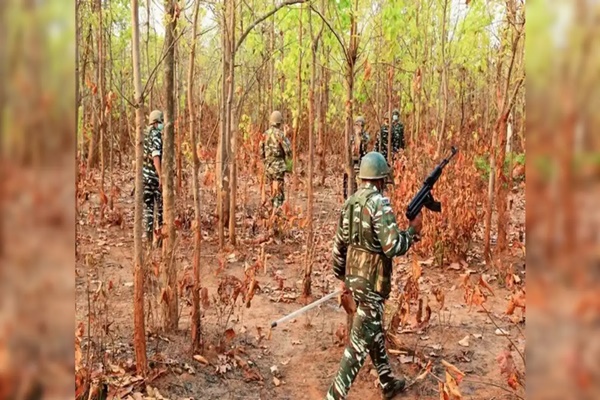 Chhattisgarh: 27 Naxalites killed in an encounter; PM Modi hails security forces for remarkable success
