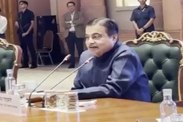 New Delhi: Govt Hosts National Seminar on Road Safety 2025