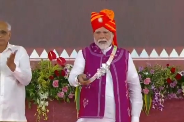 PM Modi launches multiple development projects worth around 24,000 crore rupees at Dahod