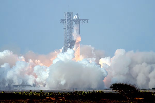 SpaceX successfully launches Starship Super Heavy on ninth test flight
