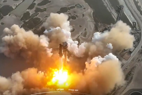 SpaceX’s Starship fails 3rd time, Elon Musk blames fuel leak as megarocket explodes