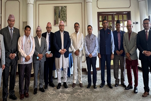MoS Kirti Vardhan Singh meets Nepal’s Sudurpaschim CM