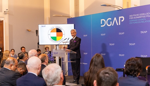 وزیرِ خارجہ ڈاکٹر ایس جے شنکر نے دہشت گردی کے خلاف بھارت کی لڑائی اور اُس کے خود کا دفاع کرنے کے حق کا حمایت کرنے کیلئے جرمنی کا شکریہ ادا کیا ہے۔