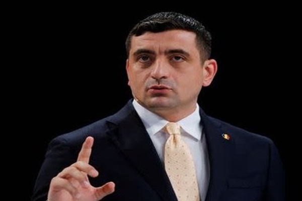 Romania Begins Presidential Runoff Between George Simion and Nicusor Dan