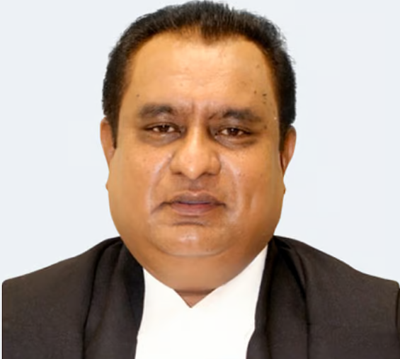 मद्रास उच्च न्यायालय के सेवारत न्यायाधीश न्यायमूर्ति जे. सत्य नारायण प्रसाद का निधन 