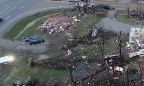 At least 27 killed, dozens injured in powerful storms and tornadoes in US