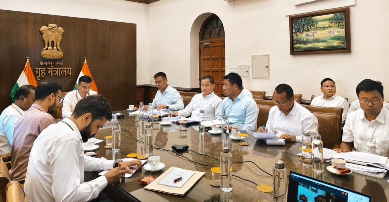 বিটিআৰ চুক্তি ৰূপায়ণ সম্পর্কত নতুন দিল্লীত কেন্দ্ৰীয় চৰকাৰ, অসম চৰকাৰ আৰু চুক্তি স্বাক্ষৰ কৰা সংগঠনৰ ত্রিপাক্ষিক বৈঠক