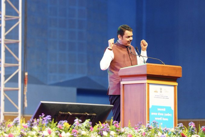 प्रत्येकाला घर देणारं ‘महाराष्ट्र’ देशातलं पहिलं राज्य ठरेल, मुख्यमंत्र्यांचा विश्वास