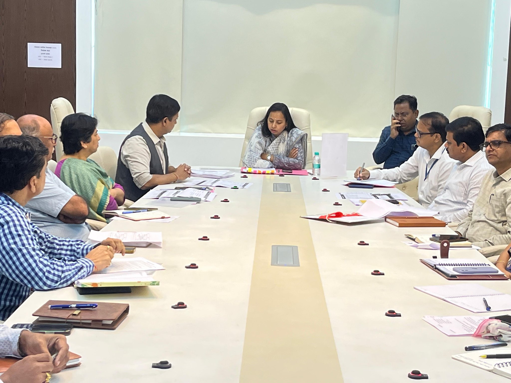 आदिशक्ती अभियानासाठी येत्या १५ दिवसात ग्रामसमित्या स्थापन करण्याचे निर्देश