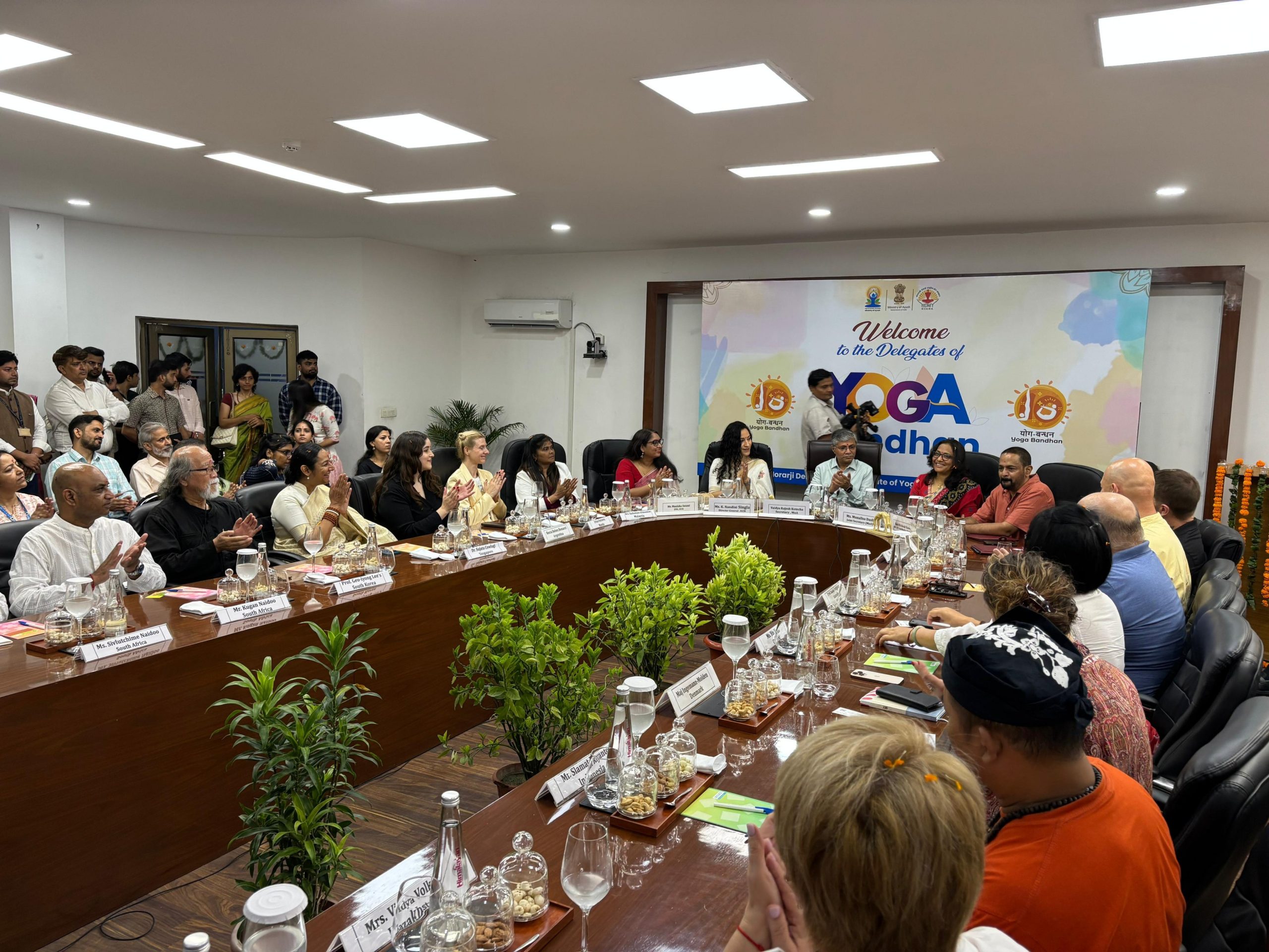 अंतर्राष्‍ट्रीय योग दिवस को लेकर मोरारजी देसाई राष्‍ट्रीय योग संस्‍थान, नई दिल्‍ली में योग बंधन कार्यक्रम आयोजित